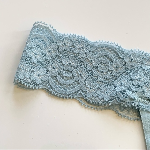 🌸New🌸 SMALL Urban Outfitters Out From Under thong panty NWT - Picture 5 of 8